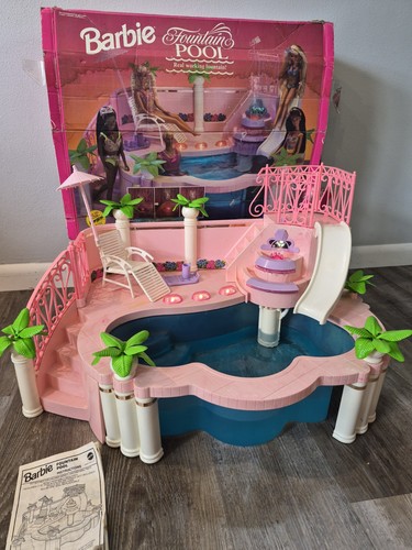Rara piscina fontana - , barbie