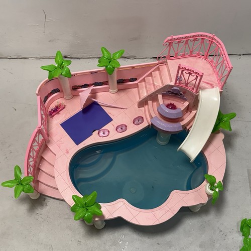 Vintage barbie fountain - barbie,