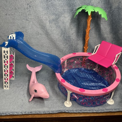 2011 barbie doll - glam, swimming