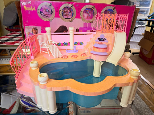 Barbie fountain pool 1993 - barbie,