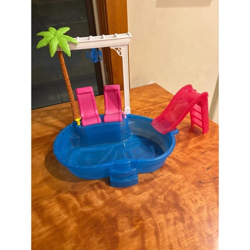 Complete barbie glam pool - -,